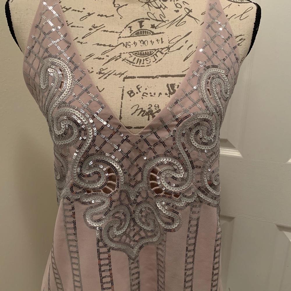 Open back sequined top - Picture 2 of 4
